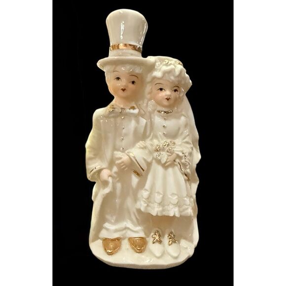 Bride and Groom Porcelain Figurine Wedding Cake Topper Vintage - Picture 2 of 7